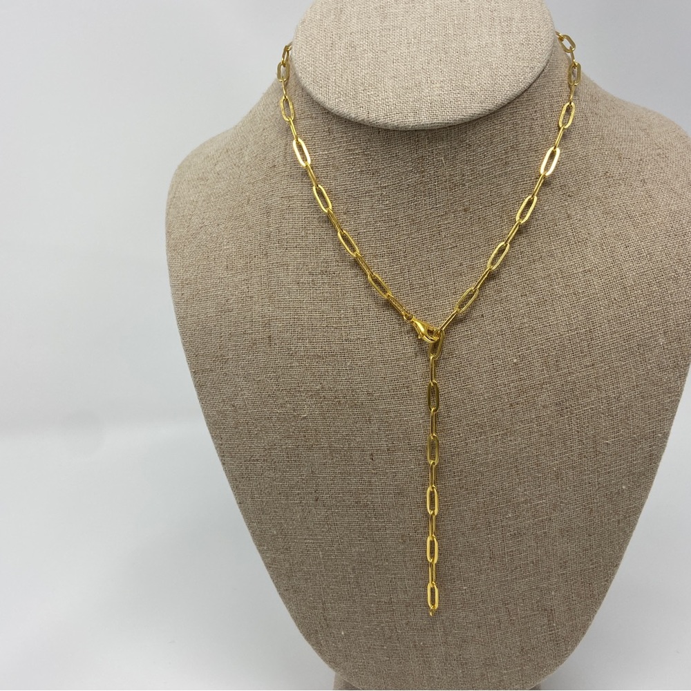Yellow gold plated Sterling Silver paperclip necklace.